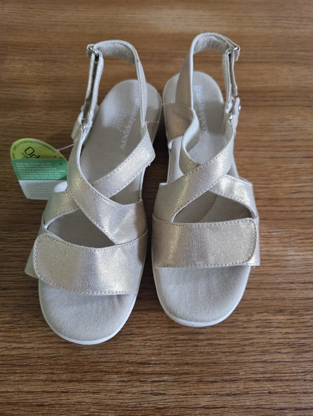 NEW Grasshoppers Women's Cherry Sandals In Gold Taupe With Ortholite Size 9 WIDE